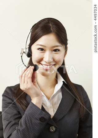 Female operator 4497034