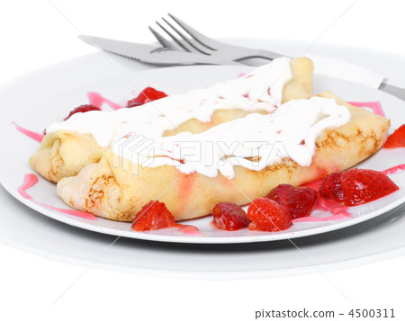 Pankcake with cream , with rolled fruit inside. Pankcake with cream , with rolled fruit inside. 4500311