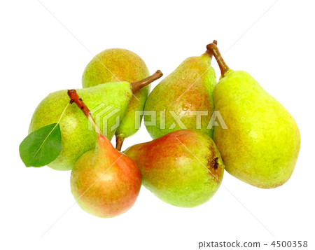 Heap of pear with stem and green leaf. Isolated. 4500358