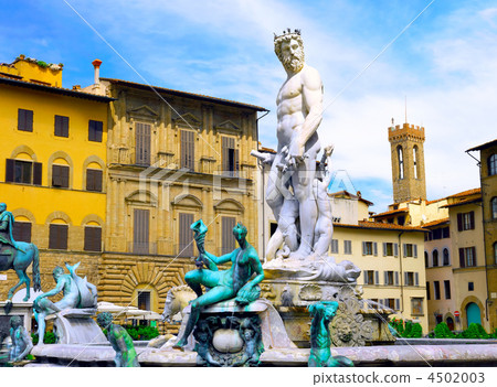 Neptun fontain, Florence, Italy 4502003