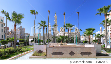 Mosque of Al-Mursi Abul Abbas, Alexandria. Egypt. 4502092