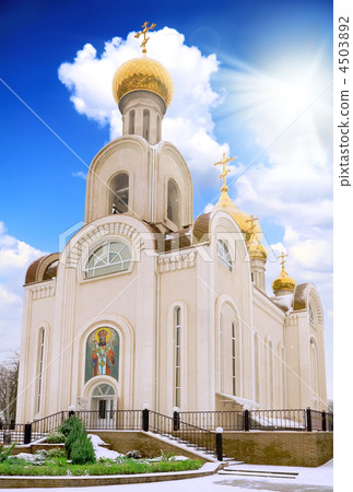 Old Temple with blue sky and sun 4503892