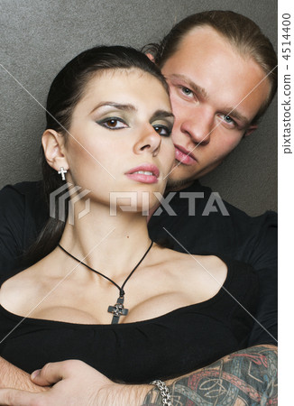 Love 4514400