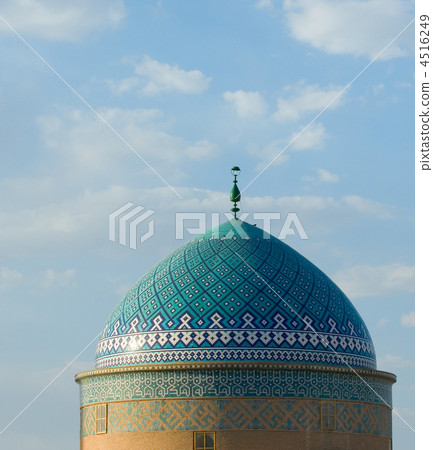 Mosque in an ancient city of Yazd 4516249