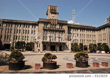 "Main building" of Kyoto City Hall (Kamigyo-ku Teramachi-dori Oikekei Kami Uehonmoji Temple Town) "Main building" of Kyoto City Hall (Kamigyo-ku Teramachi-dori Oikekei Kami Uehonmoji Temple Town) 4523659