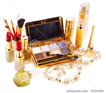 Decorative cosmetics for makeup. 4530560