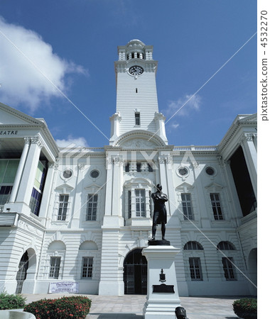 Victoria Memorial Hall Theater Stamford Russell statue 4532270