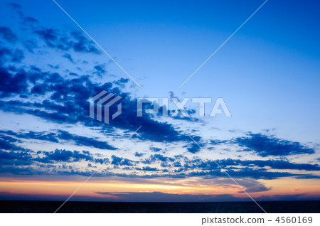 sunset over sea 4560169