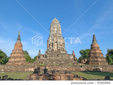 Wat Ratburana, Ayutthaya, Thailand Wat Ratburana, Ayutthaya, Thailand 4560966