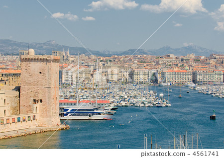 Panoramic view of Marseille and old port 4561741