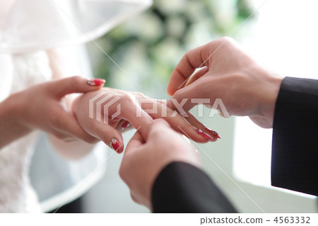 Ring exchange Ring exchange 4563332