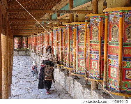 夏河,甘肅熔岩廟,科魯拉朝聖者 夏河,甘肅熔岩廟,科魯拉朝聖者 4564645