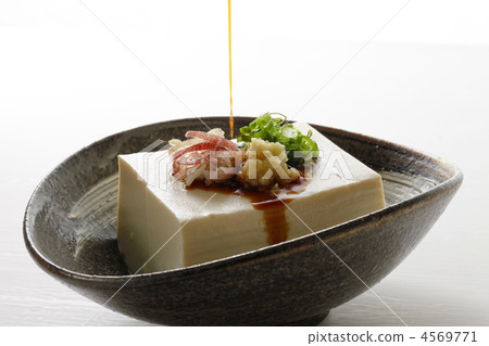 tofu, cold tofu, pour 4569771