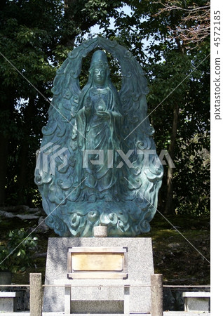 goddess of mercy, shrines and temples, tenryu-ji 4572185