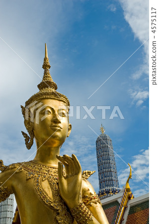 Welcome to Bangkok - Kinnari statue at Wat Phra Kaew Welcome to Bangkok - Kinnari statue at Wat Phra Kaew 4575117