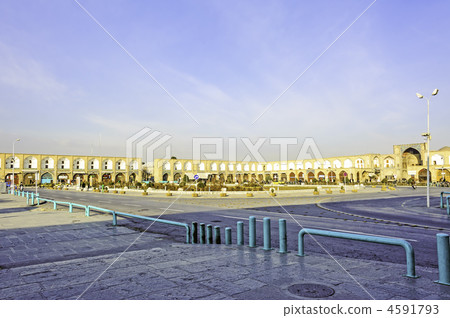 Emram Square Iran 4591793