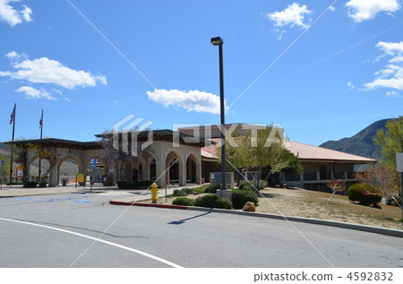 Pyramid Lake 4592832