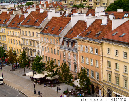 old downtown (Krakowskie Przedmiescie) of Warsaw, Poland 4596610
