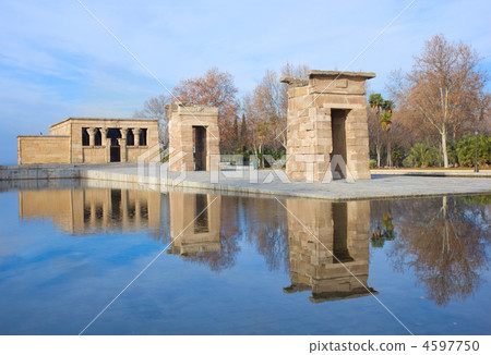 temple Debod, Madrid, Spain 4597750