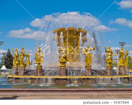 old soviet Fountain of Friendship of peoples, Moscow, Russia old soviet Fountain of Friendship of peoples, Moscow, Russia 4597994