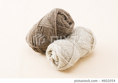 兩個羊毛球 兩個羊毛球 4602054