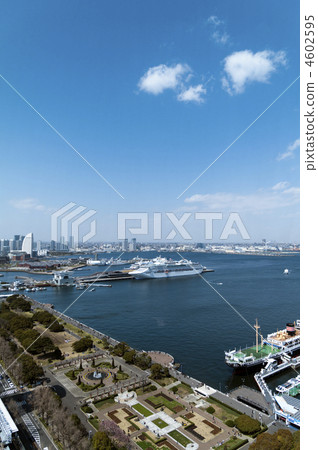 橫濱港灣大橋和山下公園的景觀 4602595