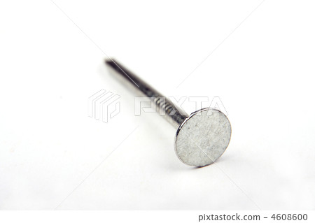Nail 4608600