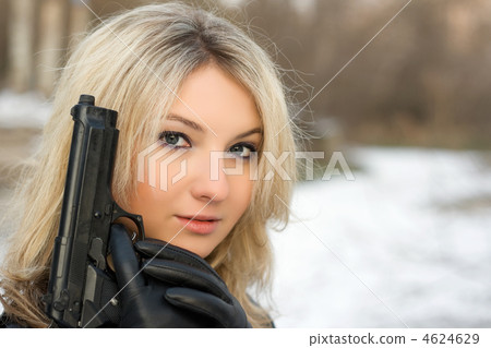Sweet woman with a weapon 4624629