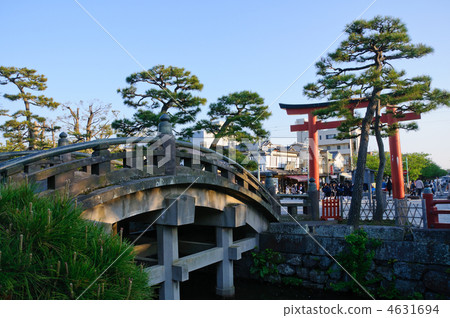 鎌倉鶴岡八幡宮的花園 4631694