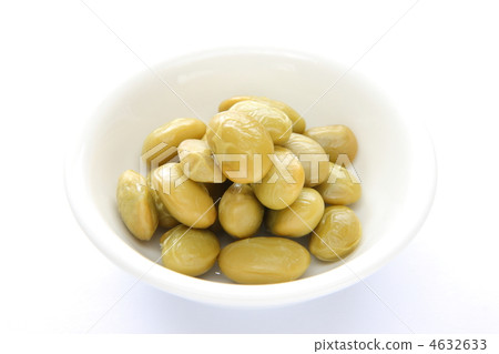 Peeled soybeans Peeled soybeans 4632633