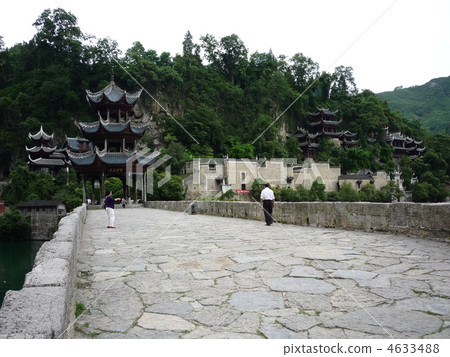 Guizhou Province Yuanghong Songdong-dong Guizhou Province Yuanghong Songdong-dong 4633488