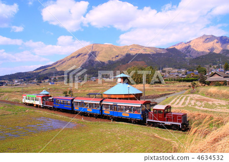 卡車火車和阿蘇山 4634532
