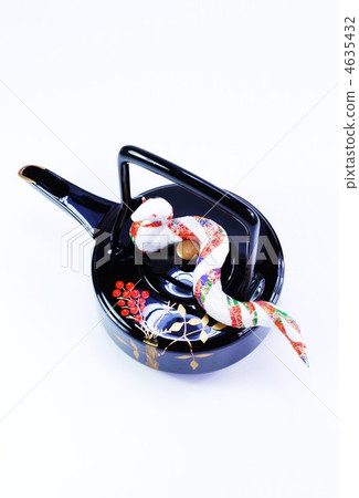 Mi New Year's card material · Japanese finish snake · Slaughter vertical position 4635432