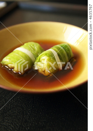 Roll cabbage 4635767