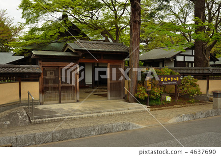 Omiya Walk / Bonsai Four Seasons House Omiya Walk / Bonsai Four Seasons House 4637690