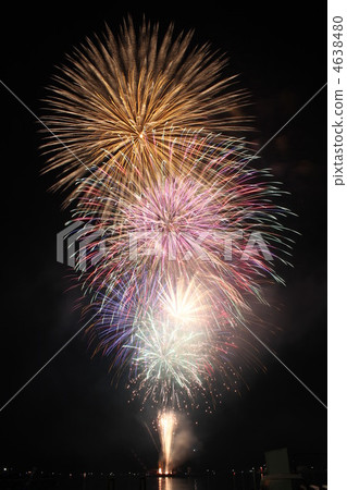五彩繽紛的煙花 焰火 煙花 4638480
