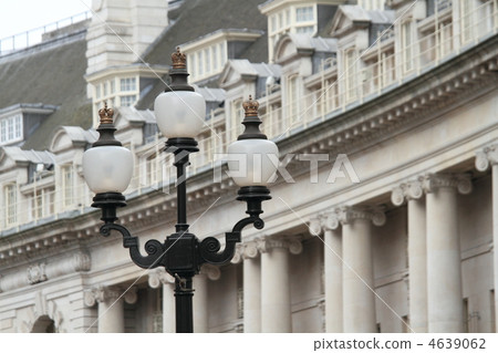 在倫敦市 在倫敦市 4639062