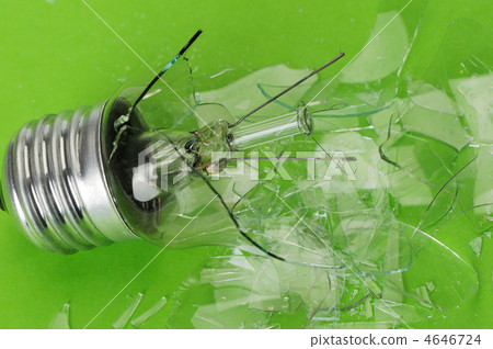 The broken bulb The broken bulb 4646724