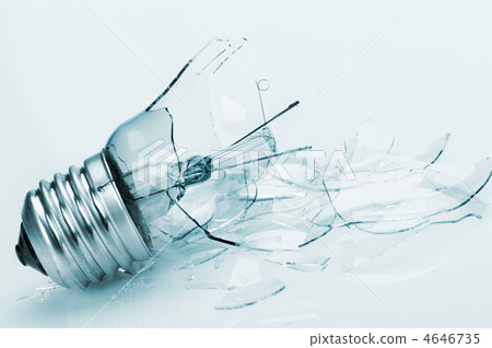 The broken bulb The broken bulb 4646735