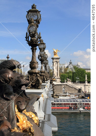 Alexandre III bridge 4647595