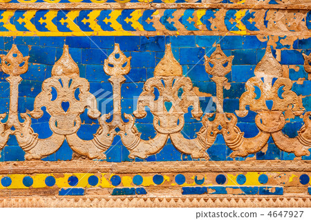 Wall ornaments. Gwalior Fort 4647927
