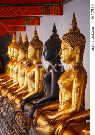 Sitting Buddha statues, Thailand Sitting Buddha statues, Thailand 4647986