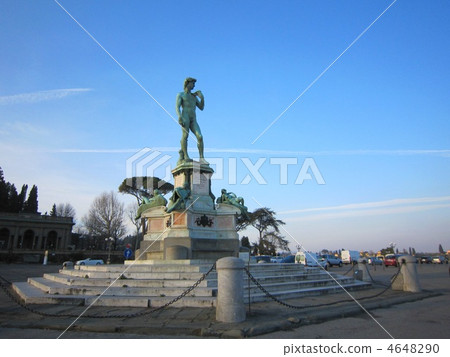 Statue of Michelangelo Piazza David 4648290