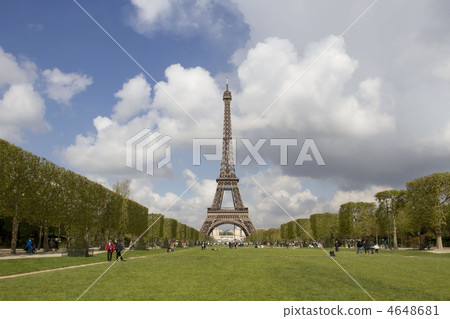 Landscape in Paris Landscape in Paris 4648681