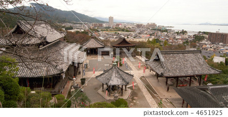 西面三十三個地方，第十四區，三井寺的Kannondo山 4651925