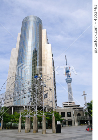 Tokyo Sky Tree and Sumida Ward Office 4652463