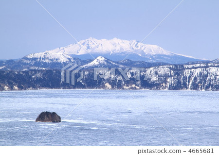 冰的摩週湖 4665681