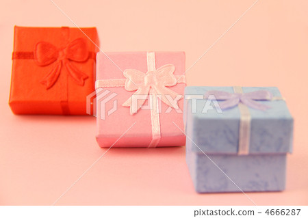 gift box, gift-box, giftbox 4666287