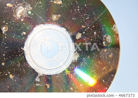 damaged CD damaged CD 4667373