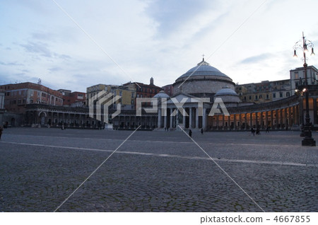 piazza del plebiscito, royal palace, naples 4667855